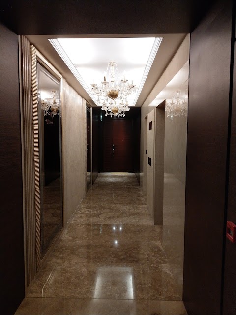 One Beacon Hill Phase 1