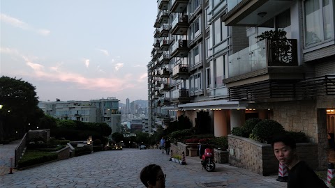 One Beacon Hill Phase 1