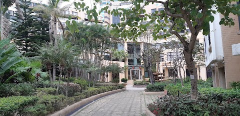 Dynasty Heights Skylodge