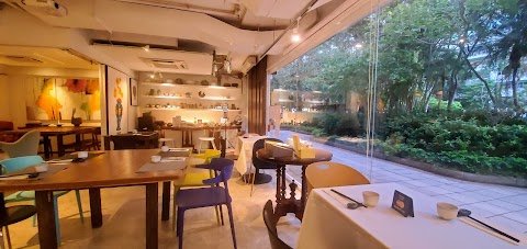 Lei King Wan Sites D