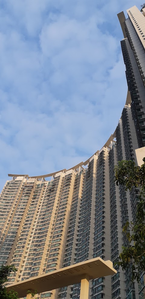 Tung Chung Crescent Phase 2