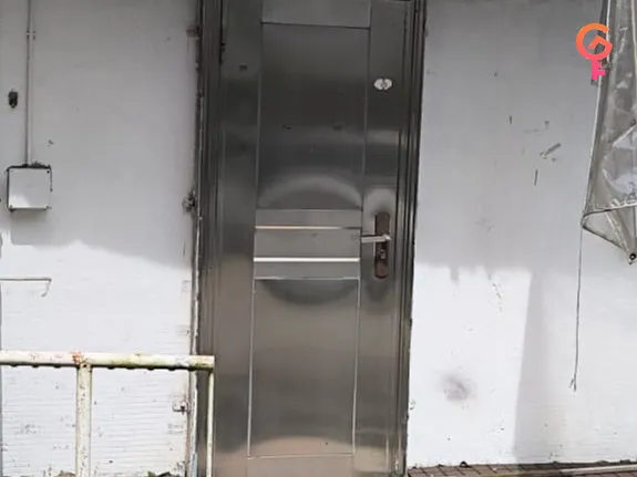 Cheung Shue Tan listing image