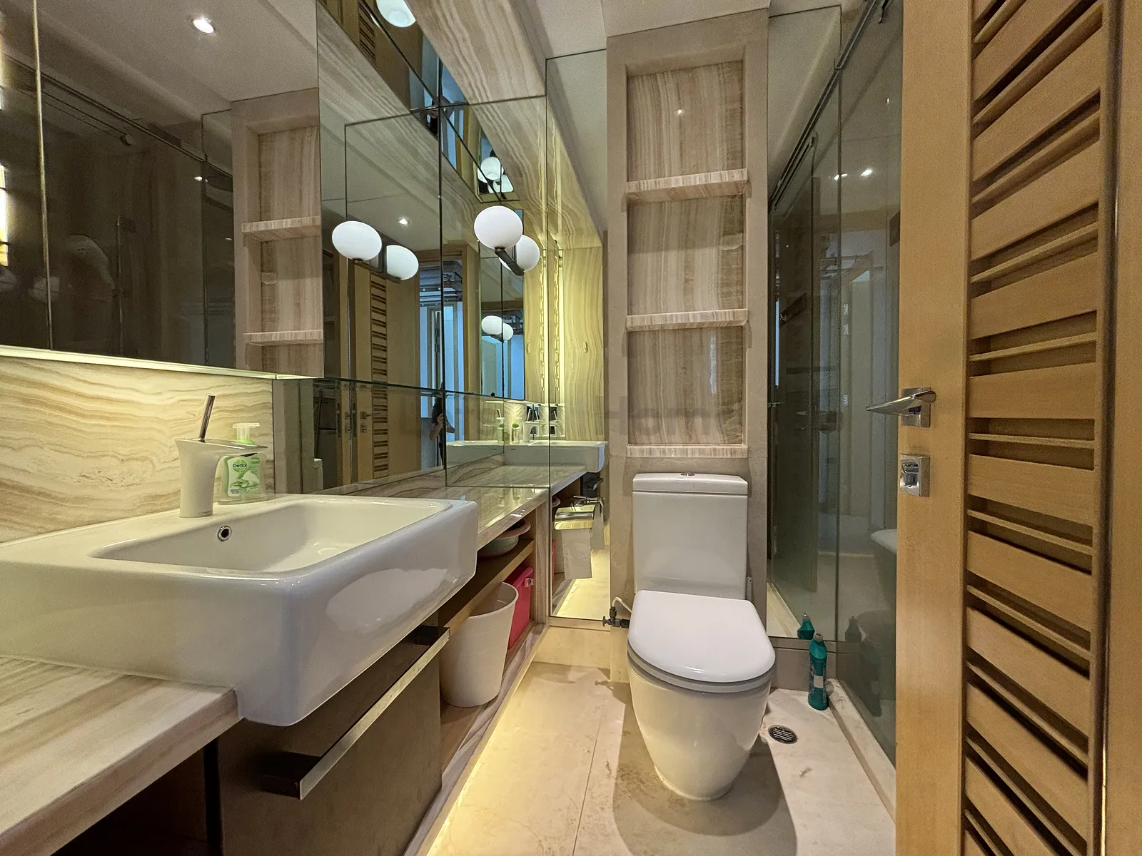 Macpherson Place listing image
