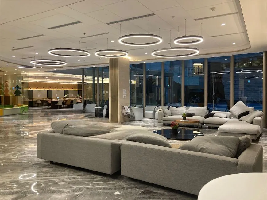 The Horizon listing image