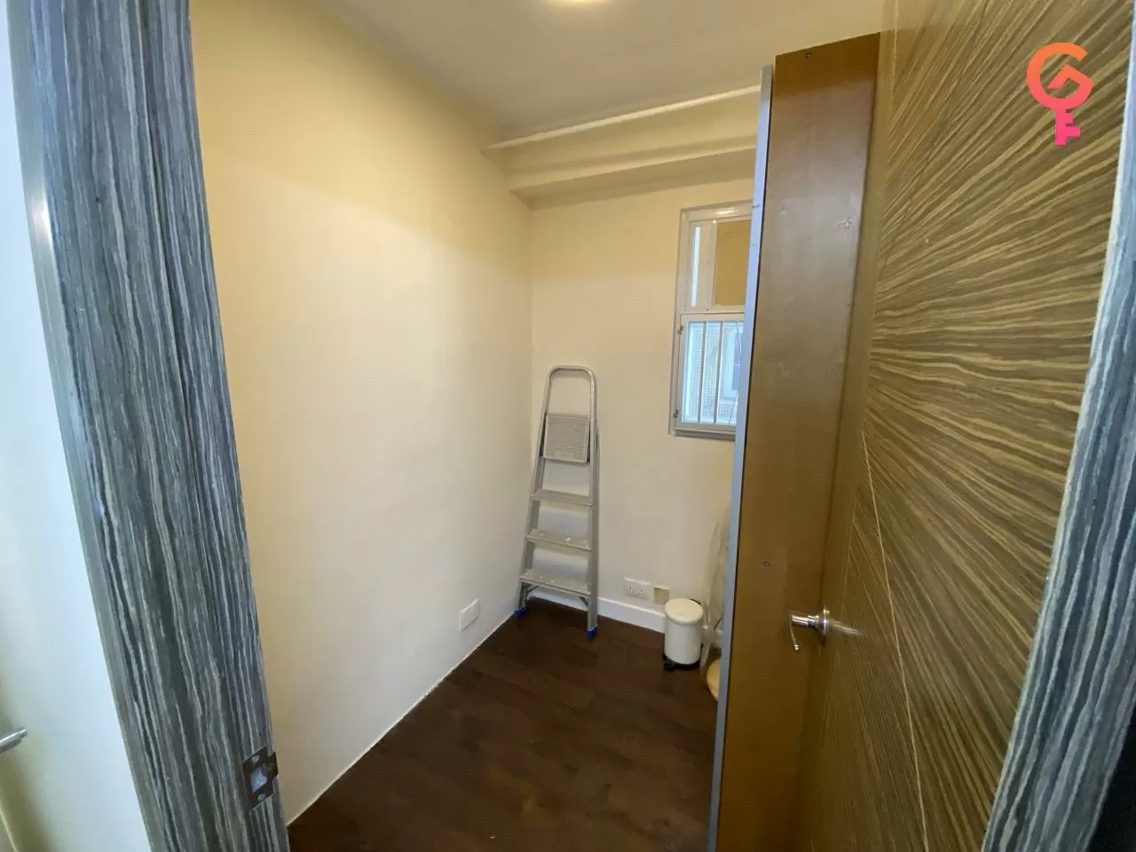 康景花園 listing image