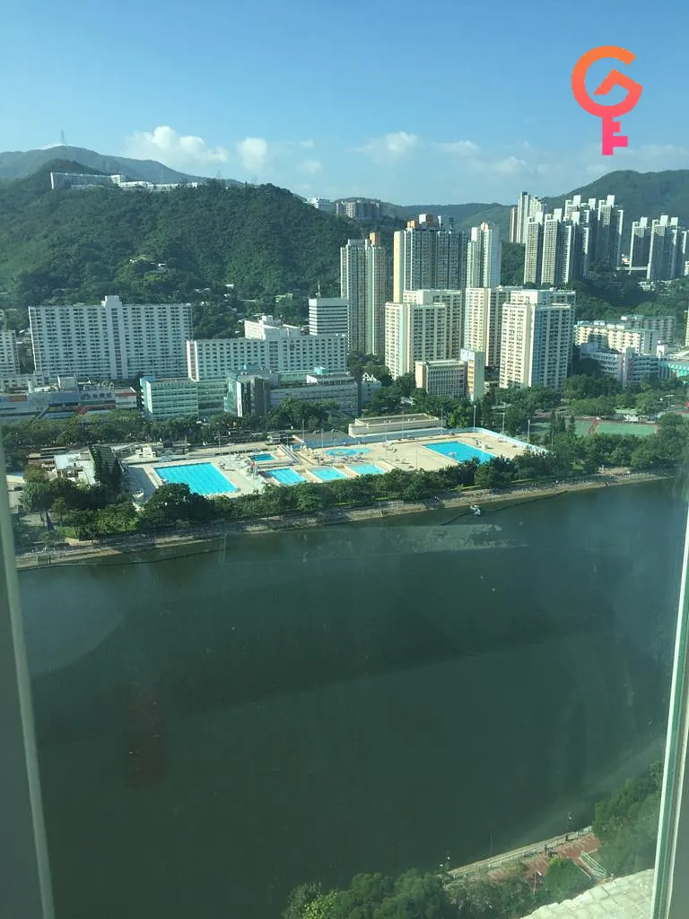 河畔花園 listing image