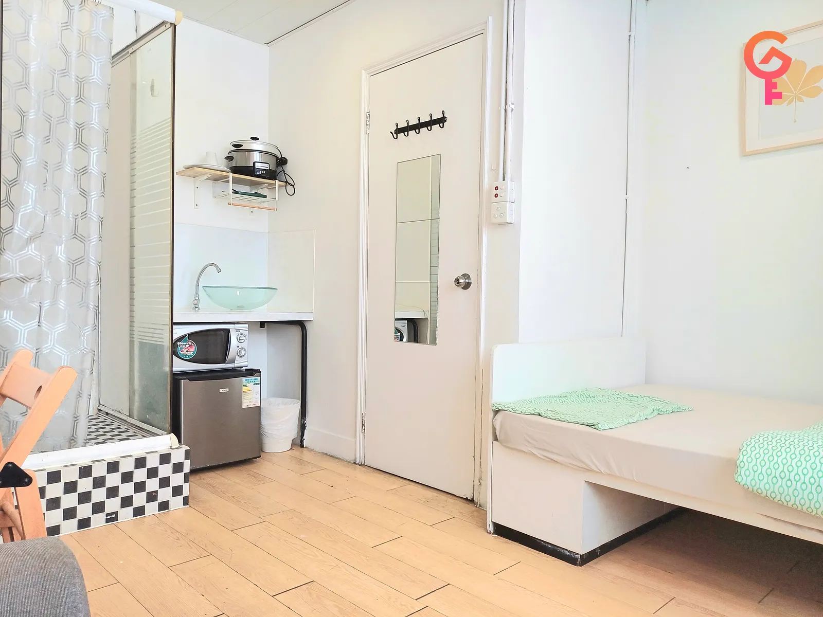 529 Lockhart Road listing image