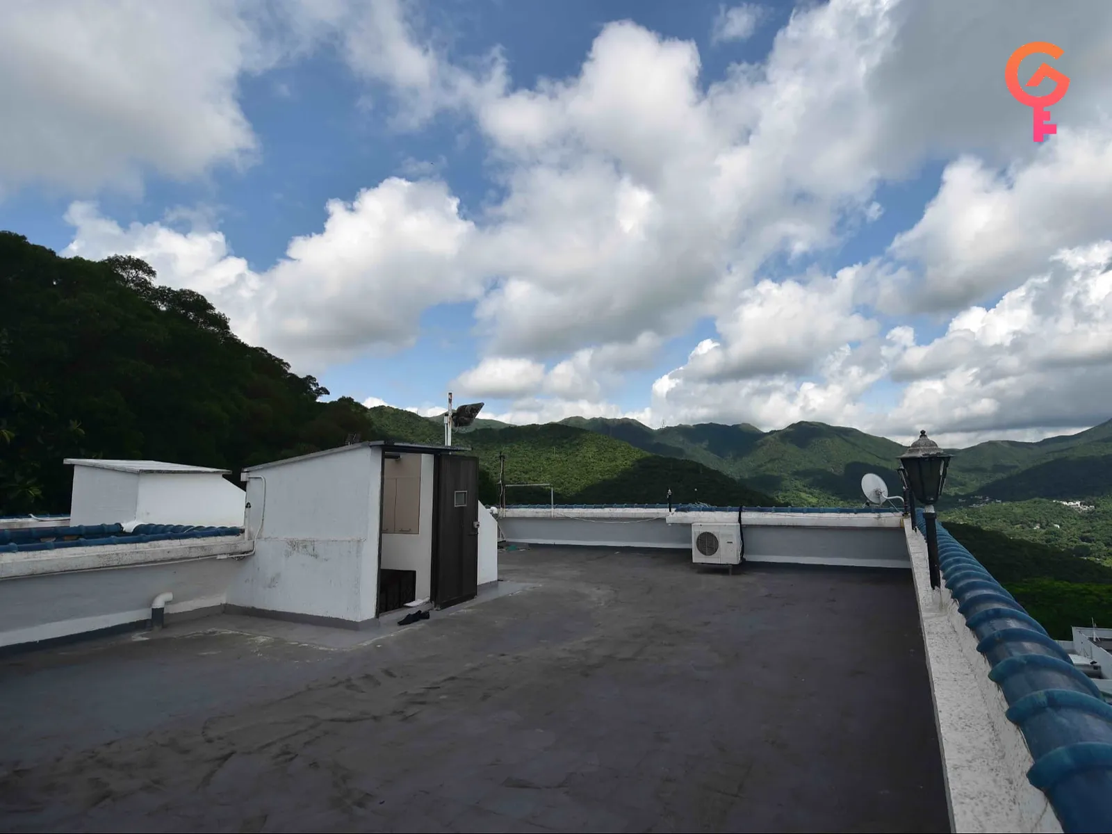 The Green Villa listing image