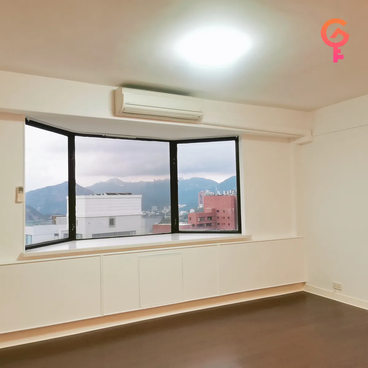 南灣大廈 listing image