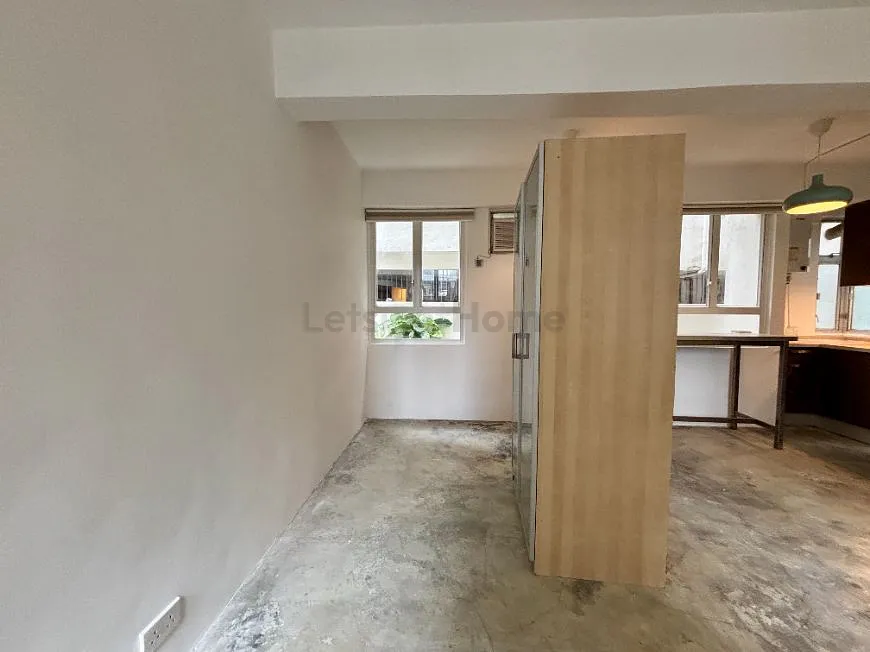 Woodland Court listing image