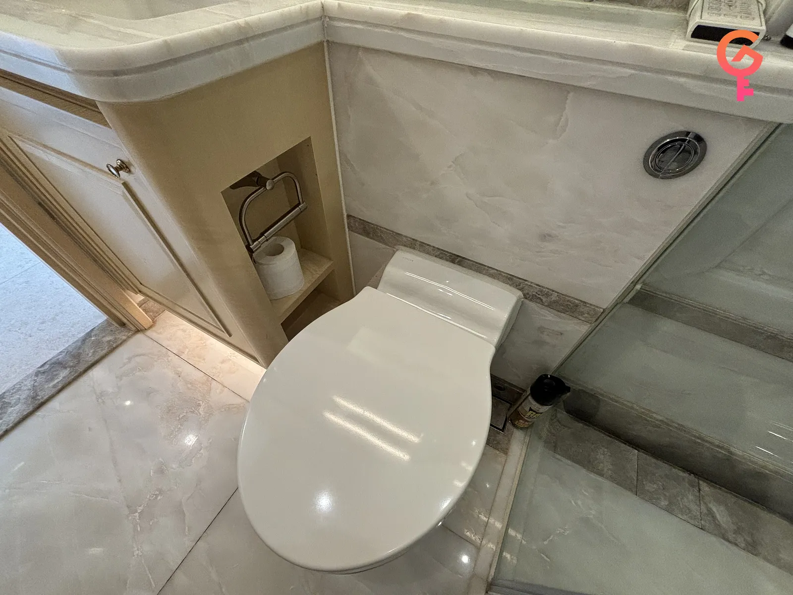 63 Pokfulam listing image