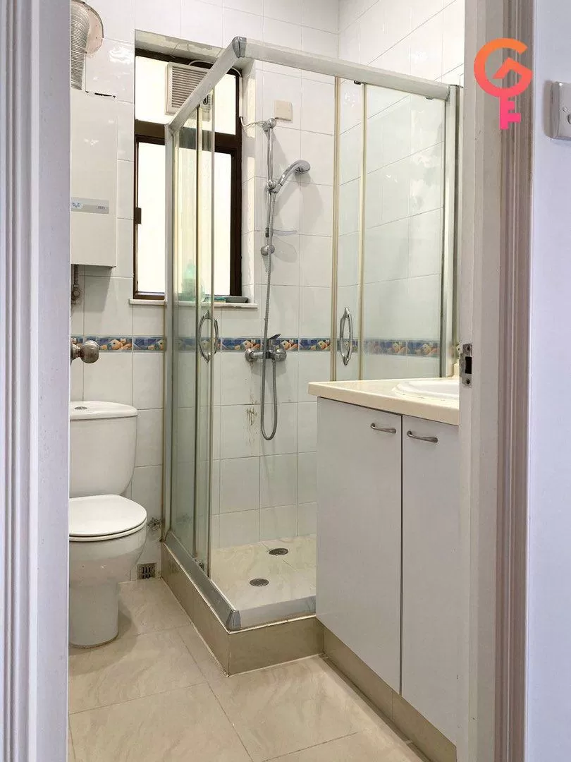 Donnell Court listing image