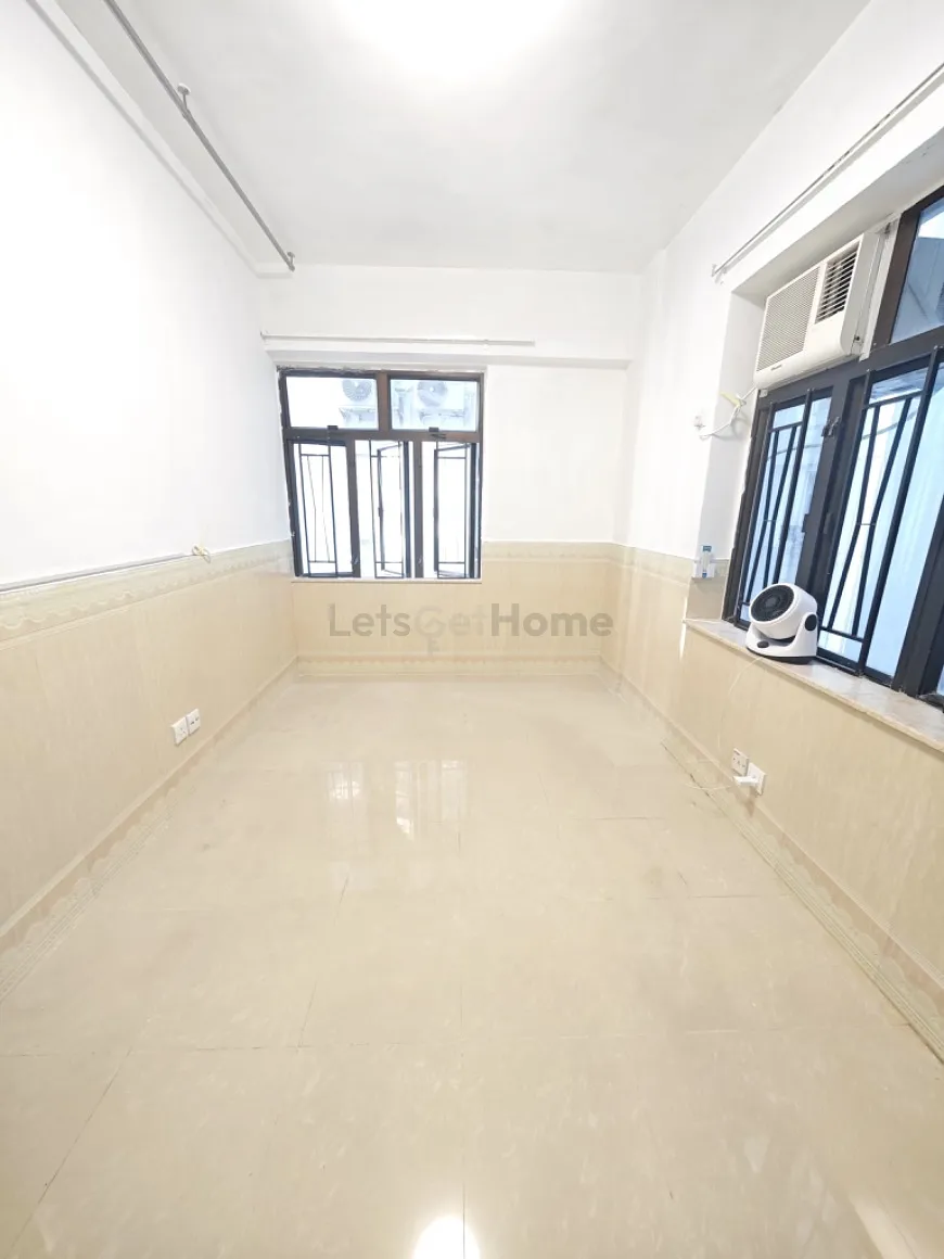 海華大廈 listing image