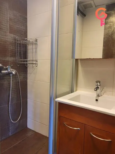 Oi Kwan Court listing image