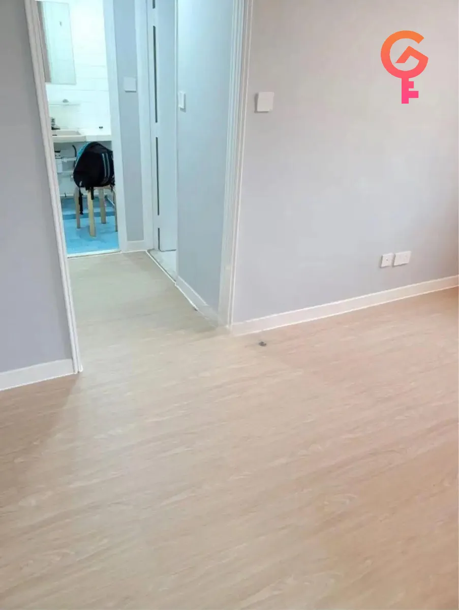 Lung Poon Court listing image