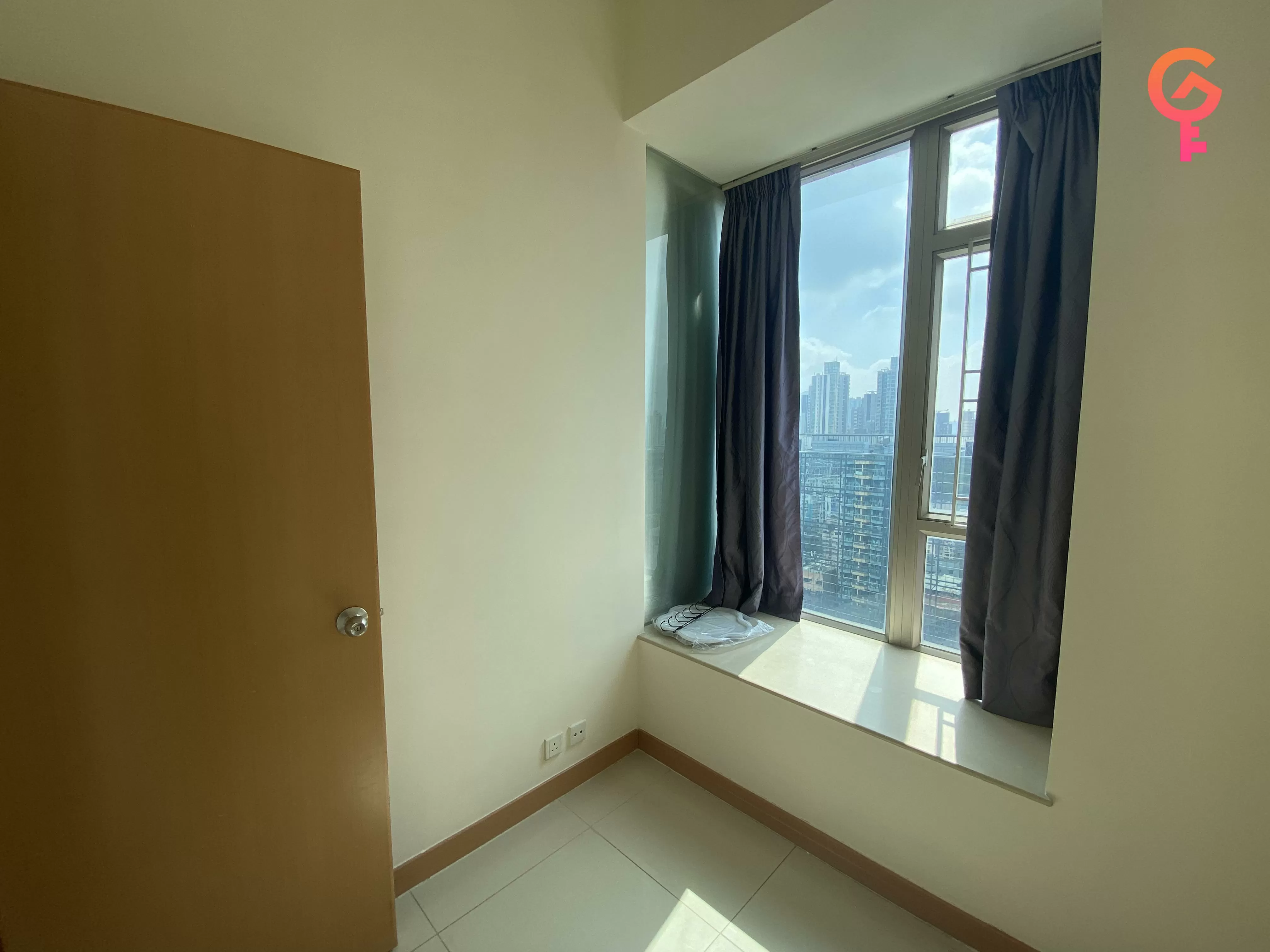 海峯 listing image