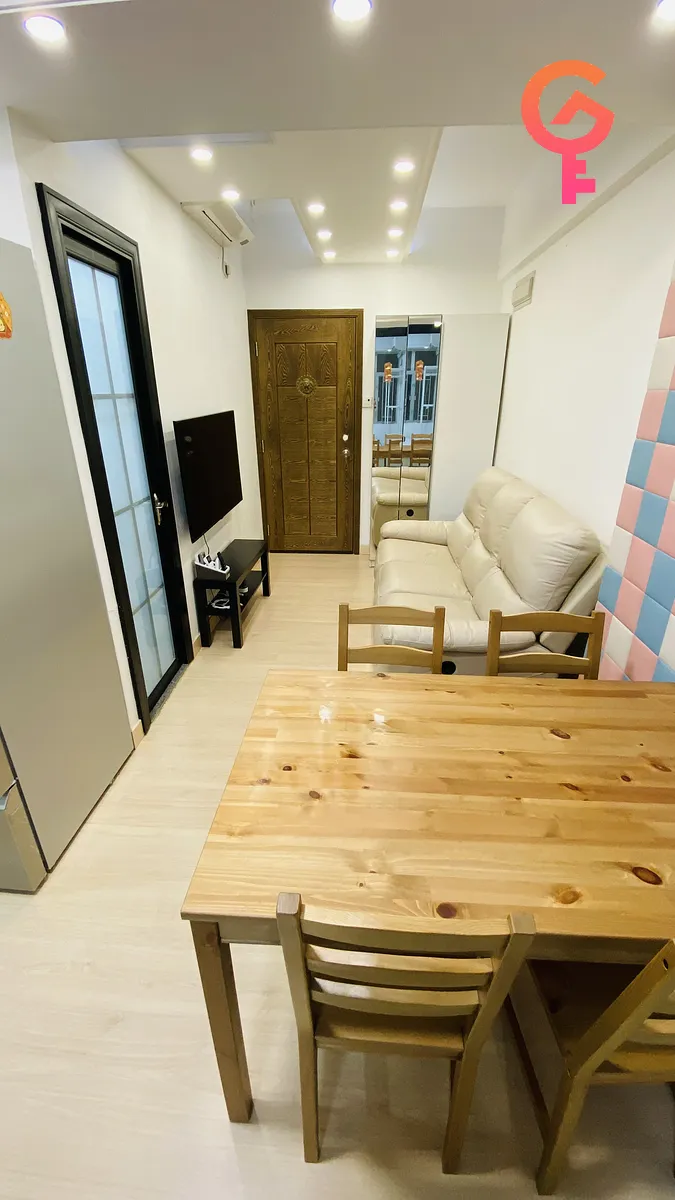 Mei King Mansion listing image