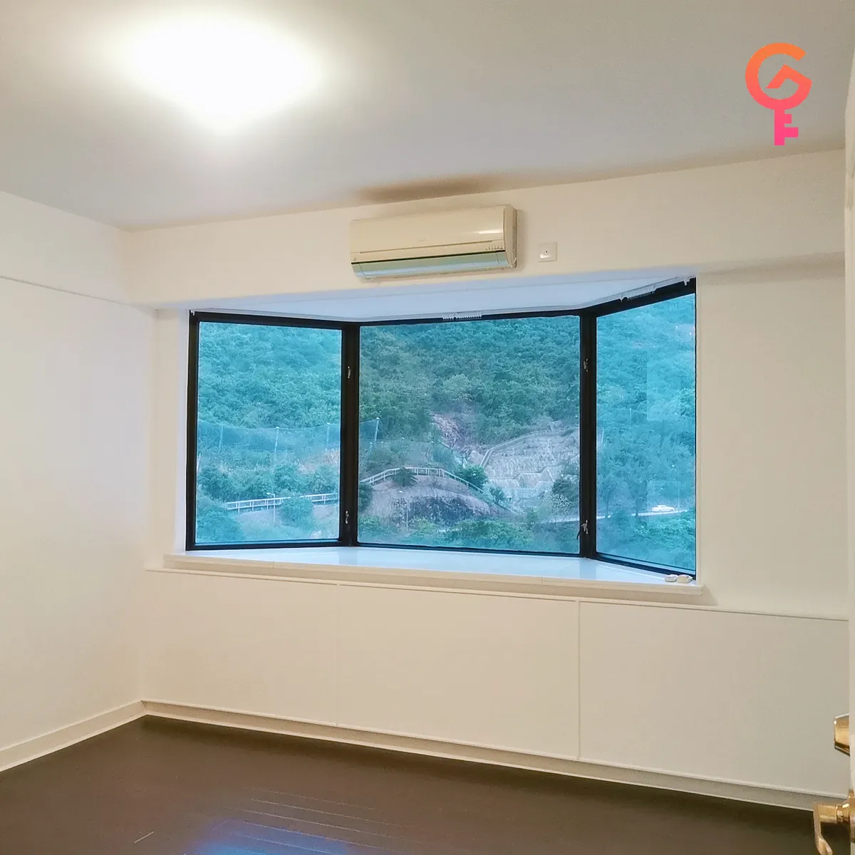 南灣大廈 listing image