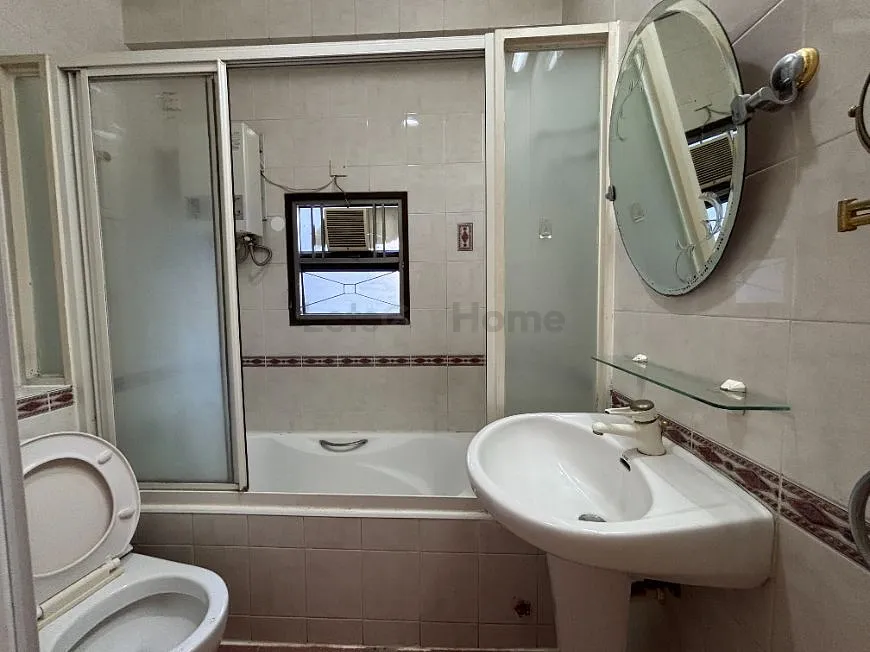 Beacon Hill Court listing image