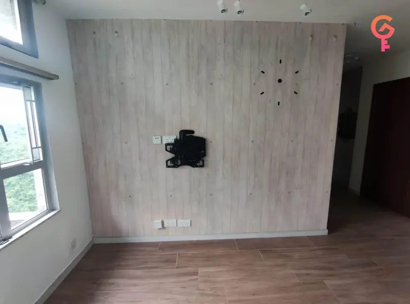 青華苑 listing image