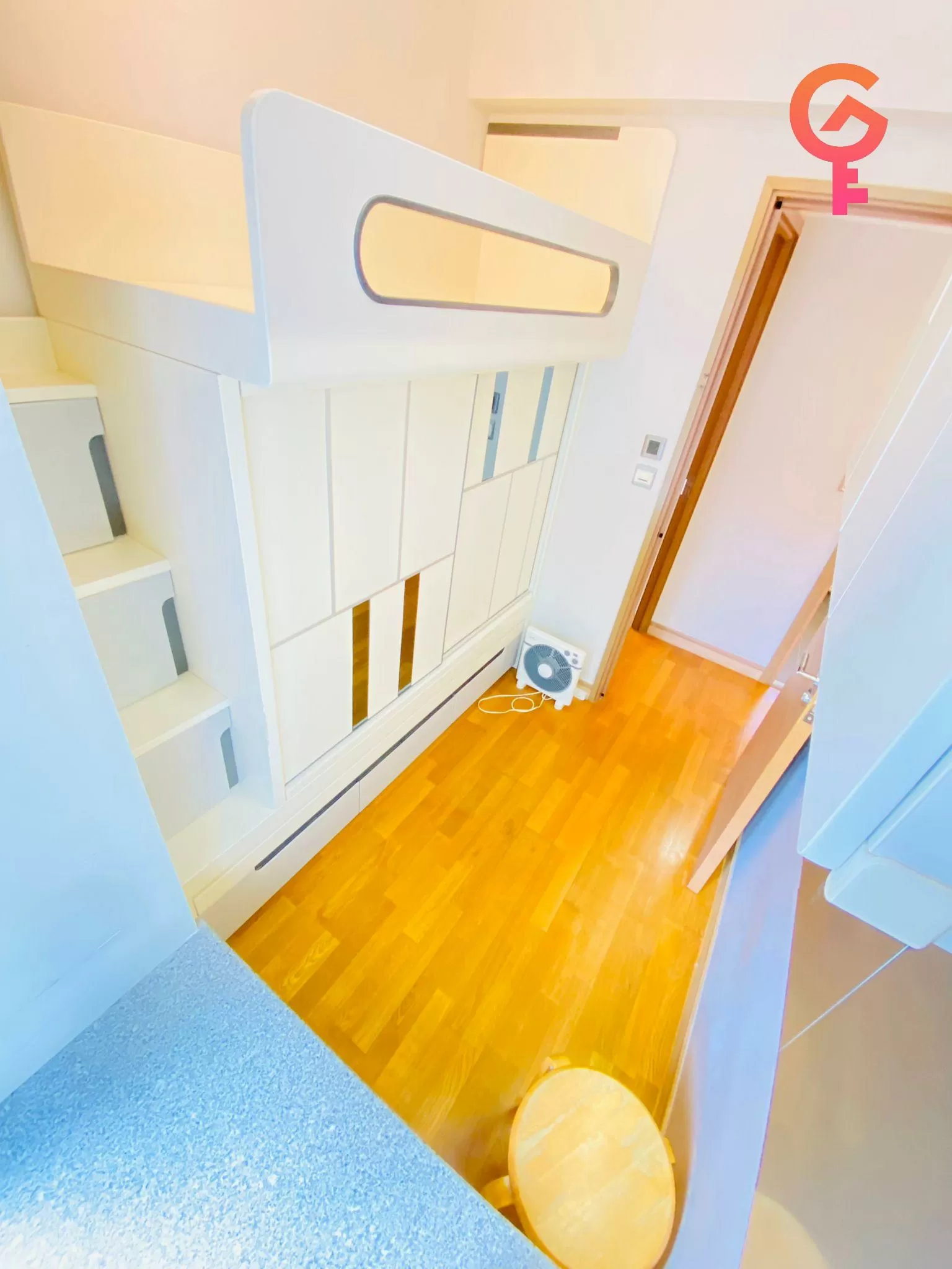 新港豪庭 listing image