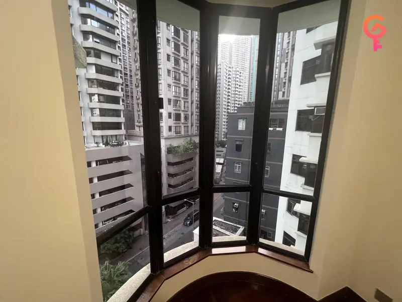 Park Mansions listing image