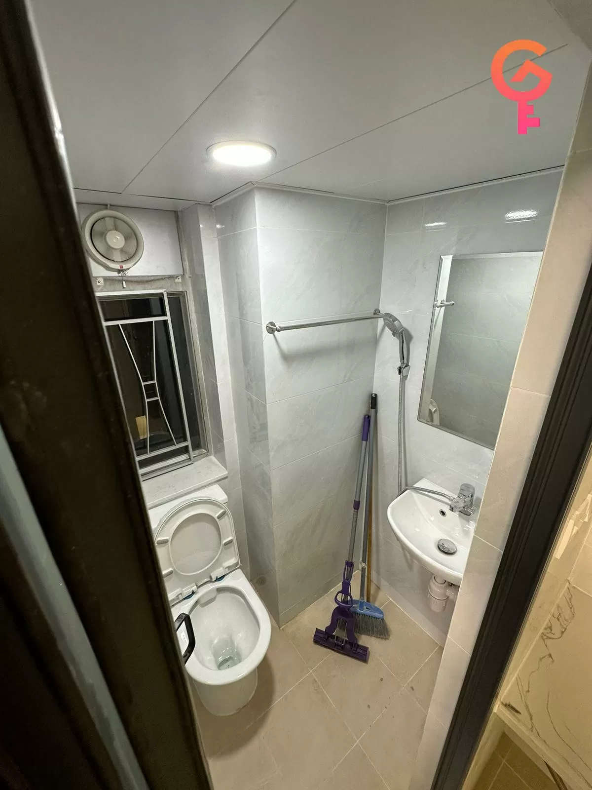 Western Commercial Building listing image