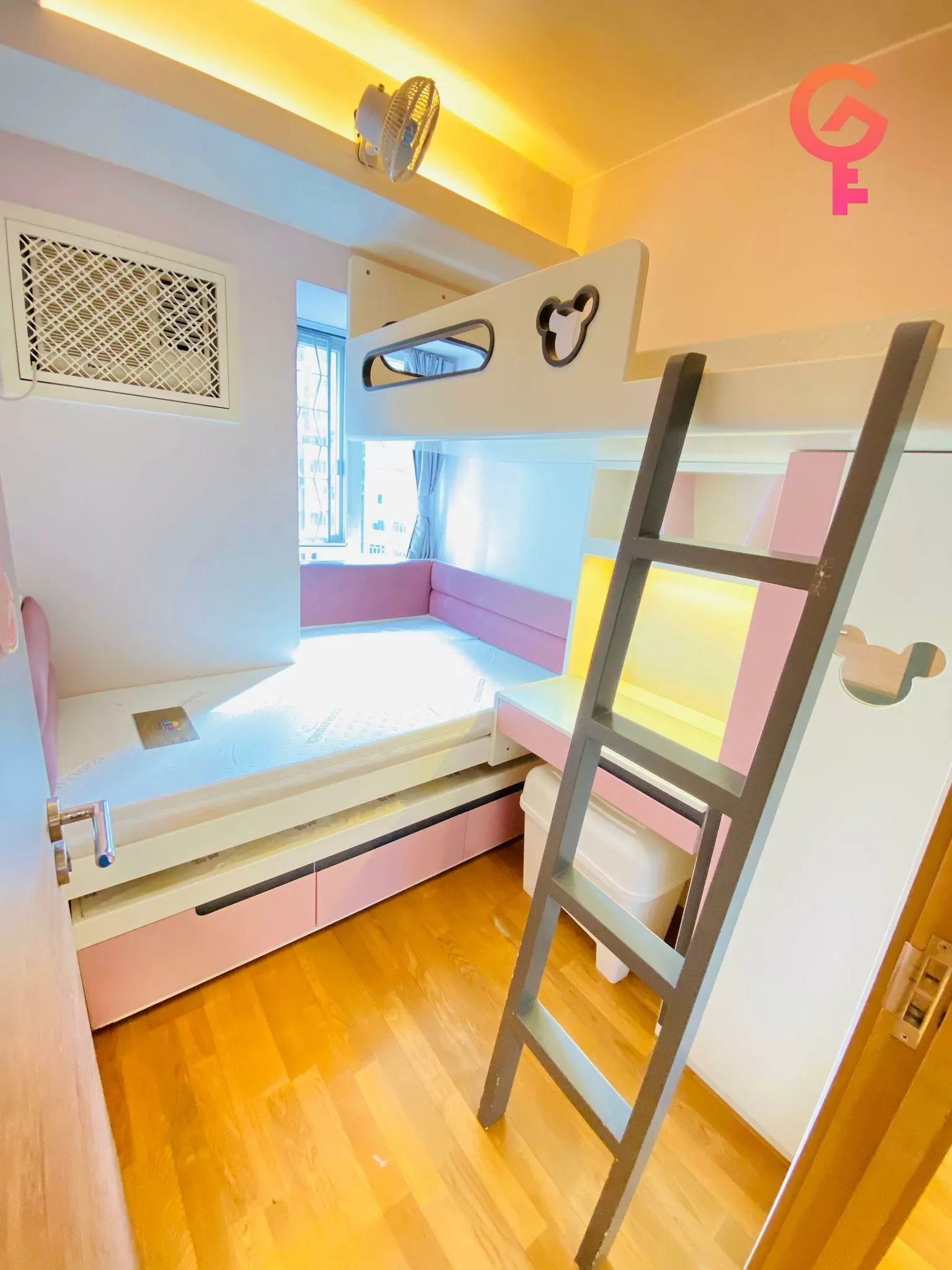 新港豪庭 listing image