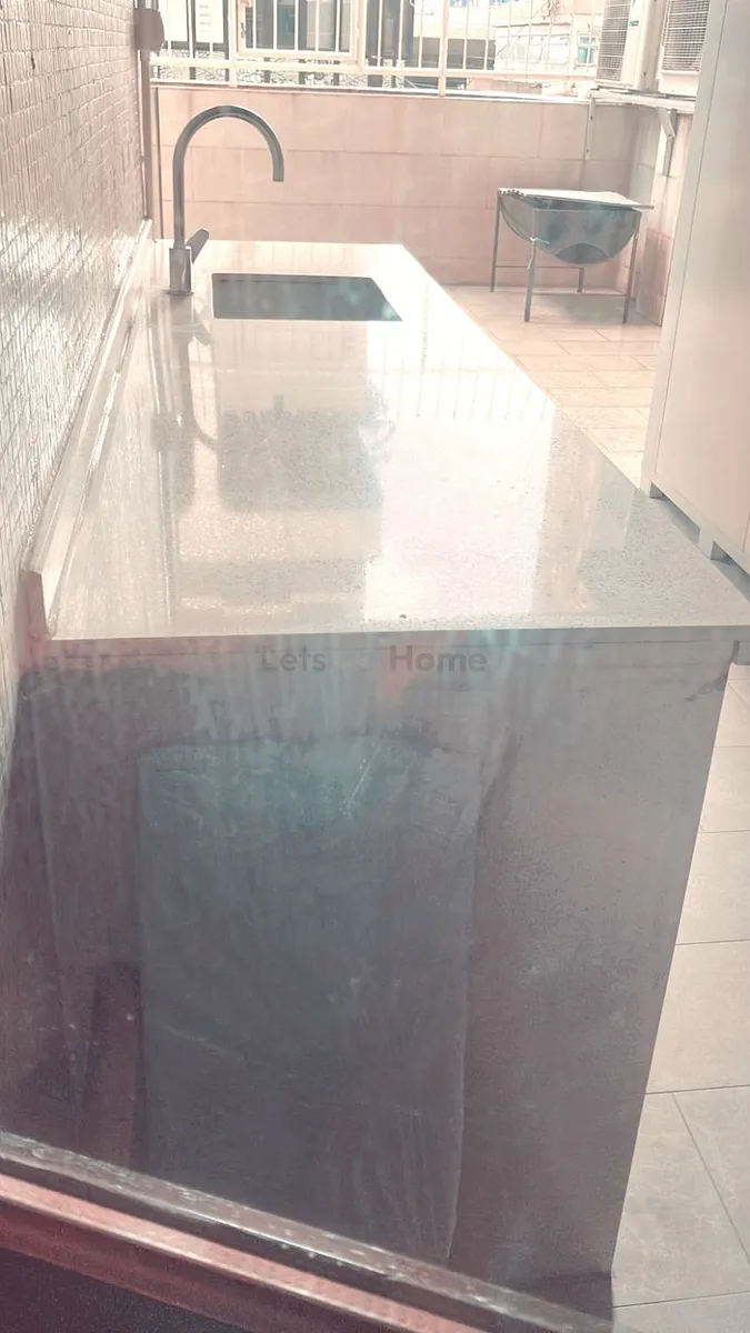 Liang Ga Building listing image