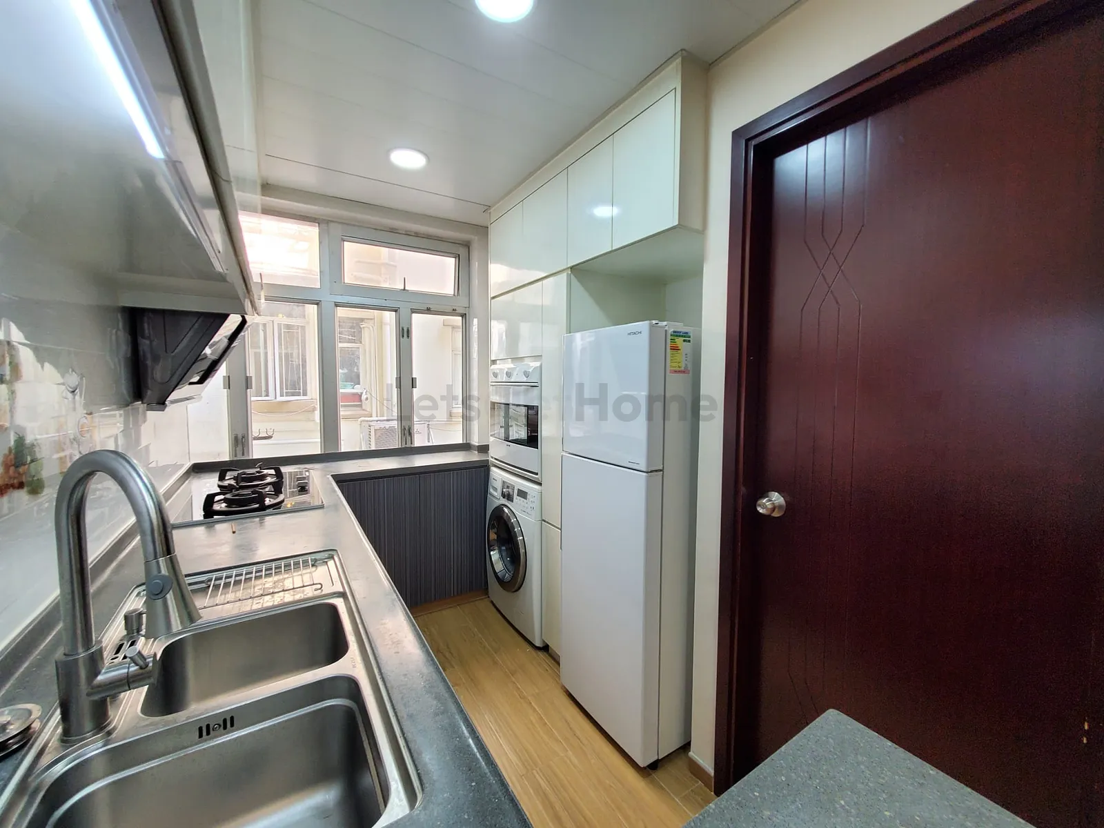 Ping On Mansion listing image