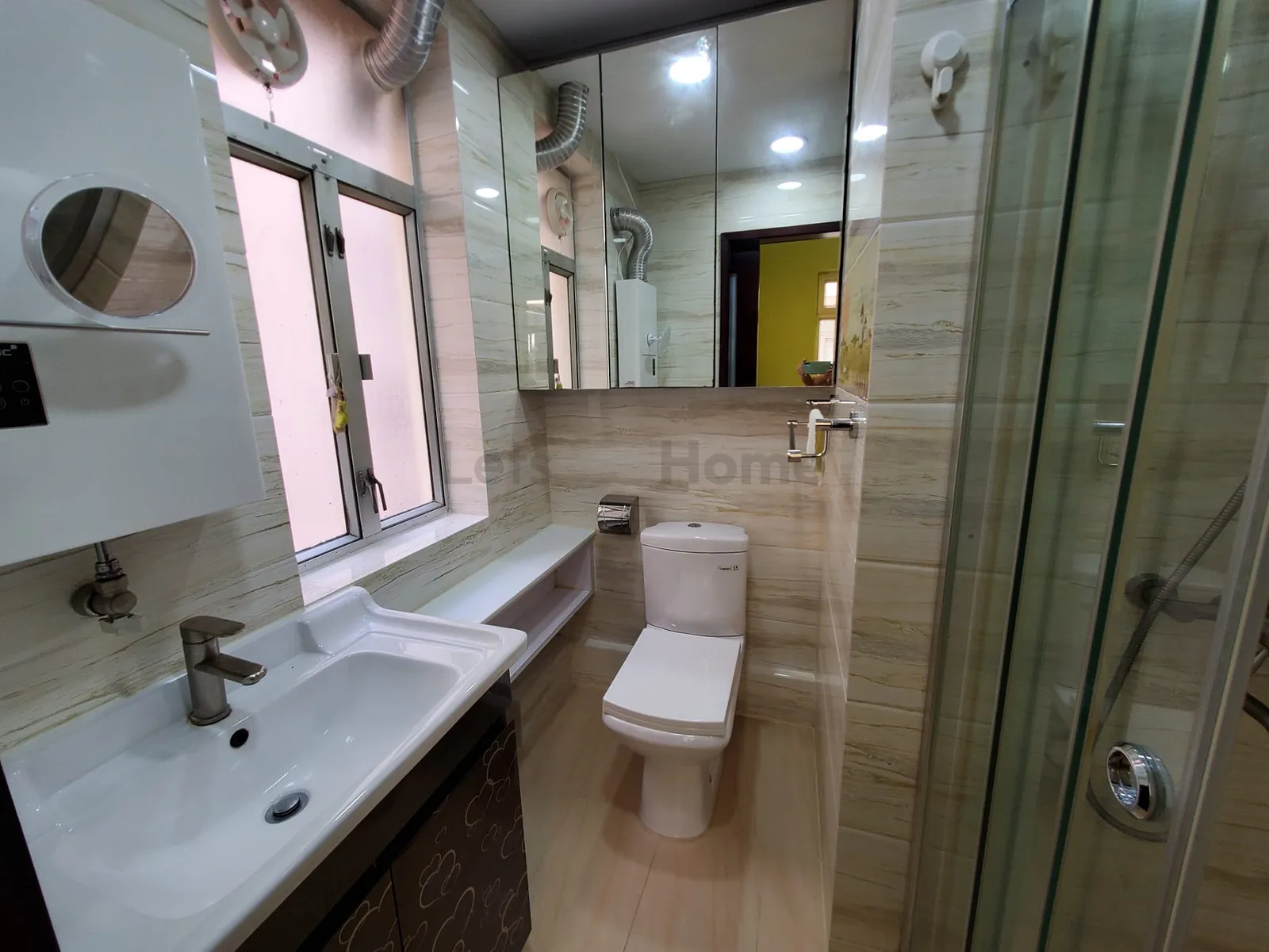 Ping On Mansion listing image