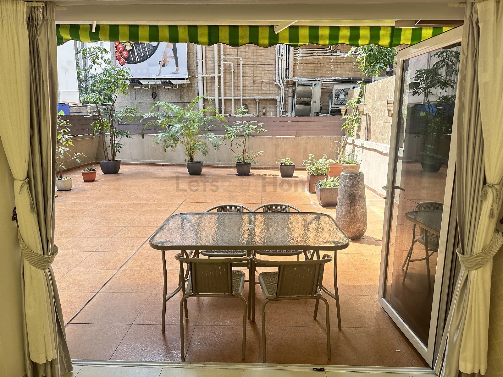 新春園大廈 listing image