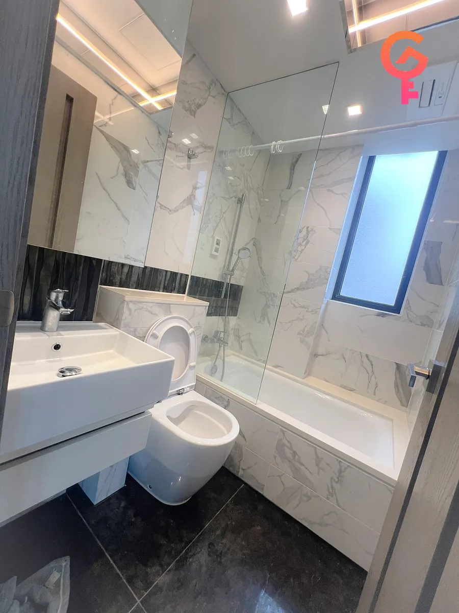 Alpine 18 listing image
