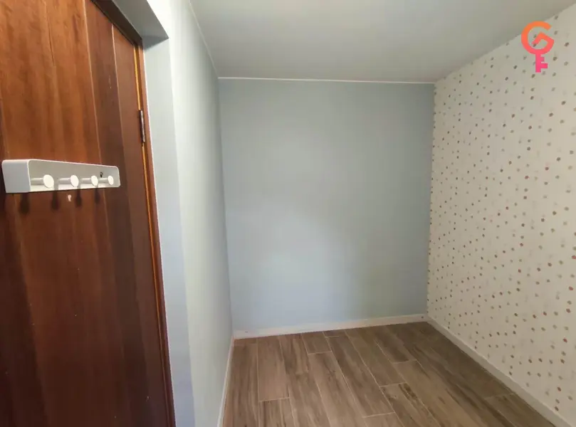 青華苑 listing image