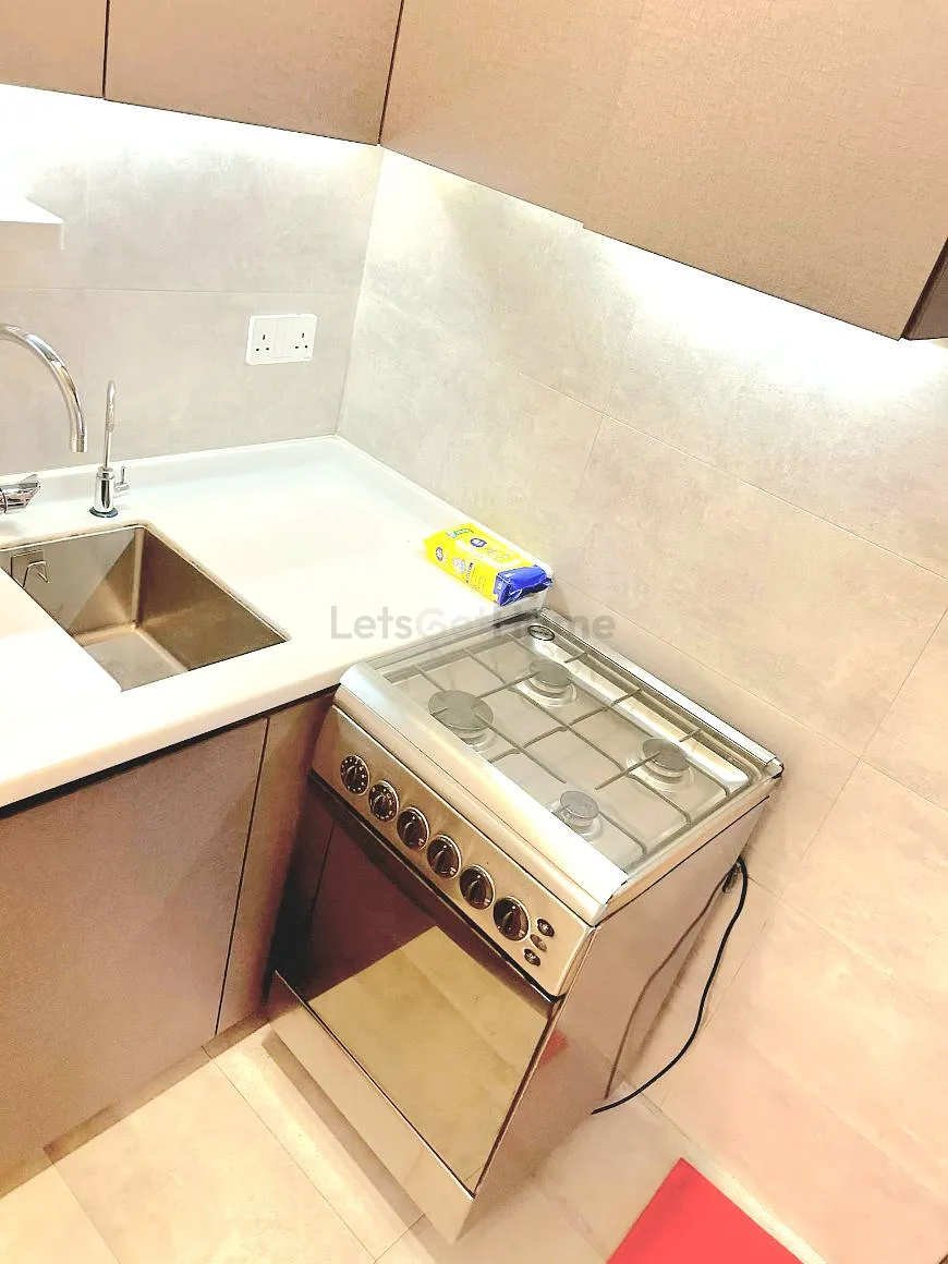 良基大廈 listing image