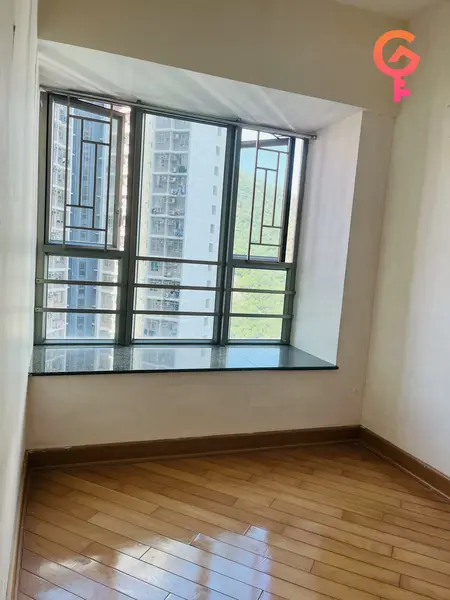 Park Central Phase 2 listing image