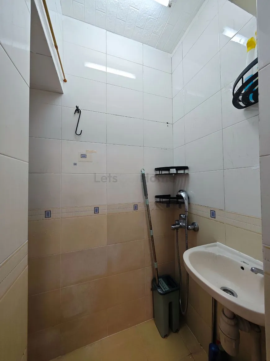 海華大廈 listing image