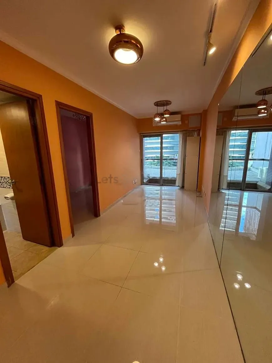 Grand Villa listing image