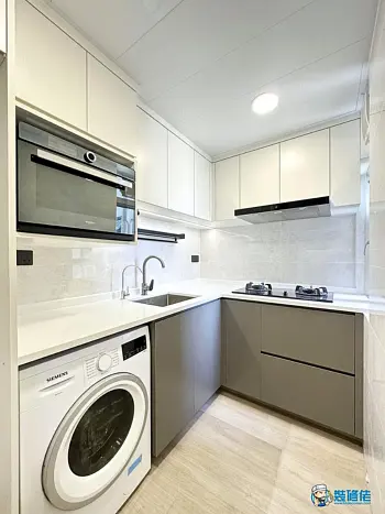 Maximize Small Kitchen Efficiency with Smart Layout Design illustrative image