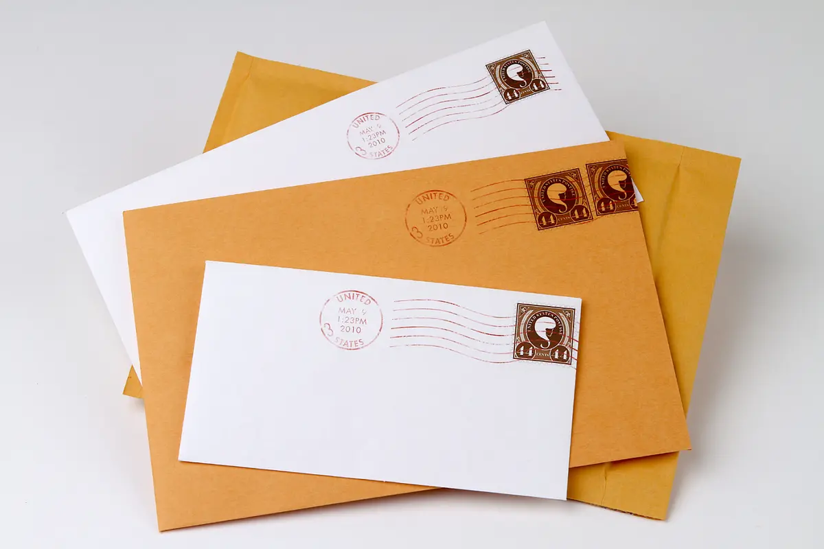 Mailbox Keys: Landlord-Tenant Boundaries Explained illustrative image