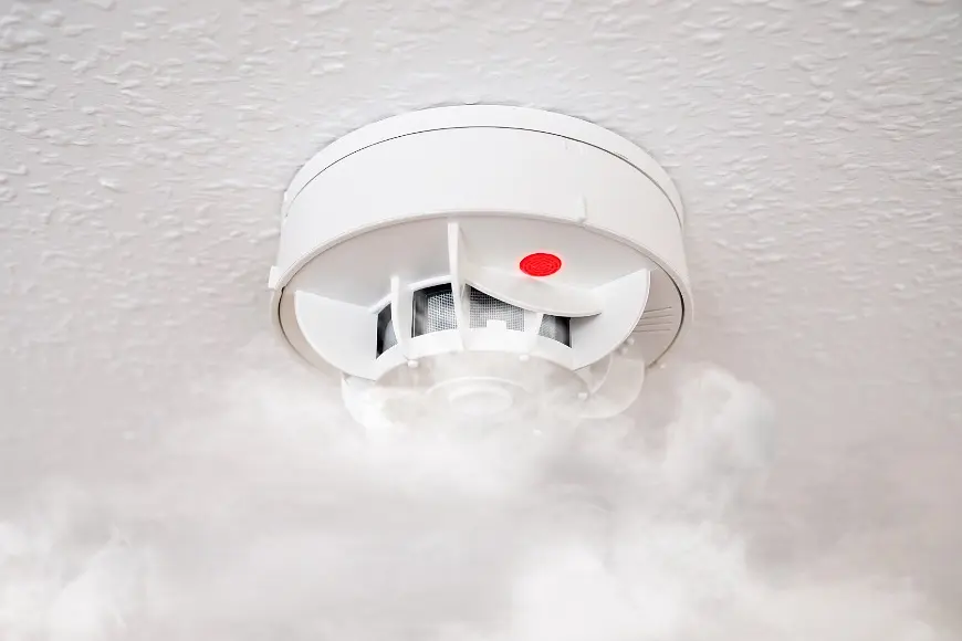Do Tenants Need Fire Insurance for Rental Property?  post illustrative image