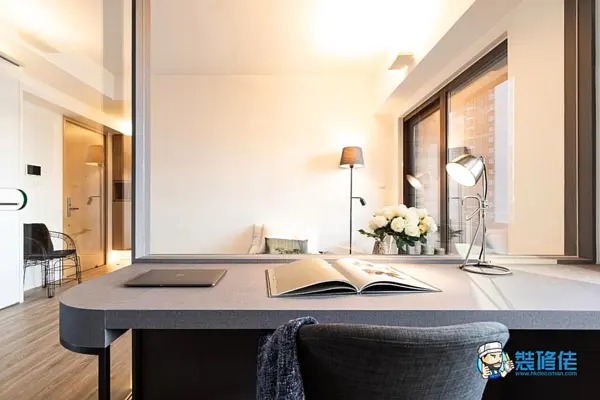 Modern Minimalism: Simplify Your Space post illustrative image