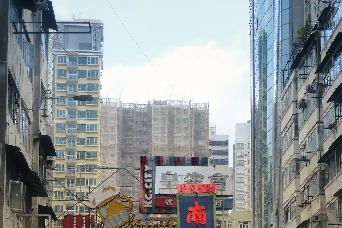 《简朴房》监管解析：业主必读指南 illustrative image