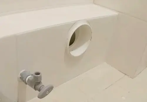 Choosing Compact Toilets: Space vs. Performance illustrative image