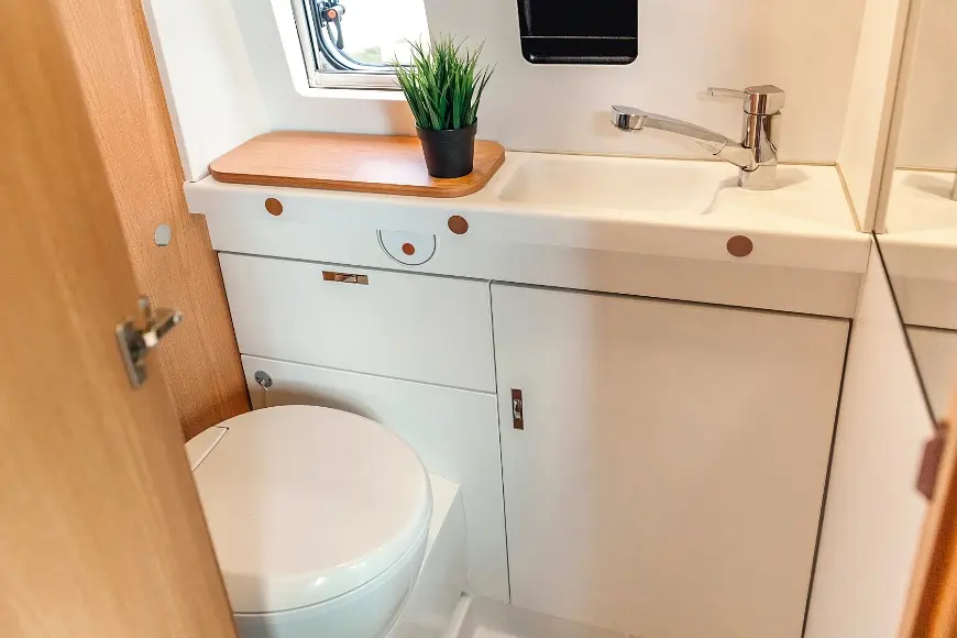 Dark vs. Bright Bathrooms: Key Considerations post illustrative image