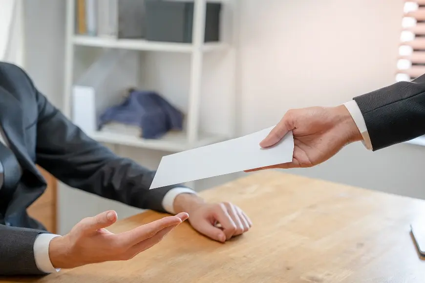 Understanding Real Estate Agent Commissions post illustrative image