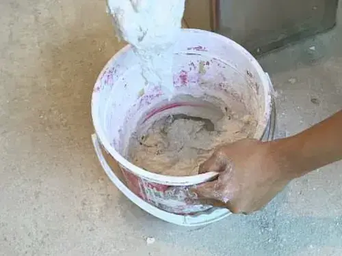 Choosing the Right Wall Putty for Moisture Protection post illustrative image