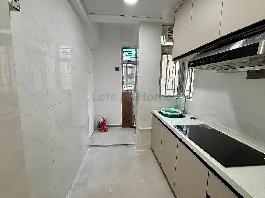 Kin On House listing image