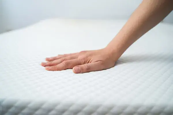 如何选择护脊床褥提升睡眠质量 post illustrative image
