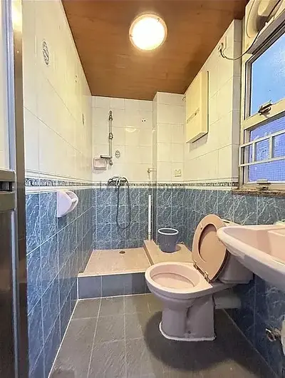 Listing thumbnail